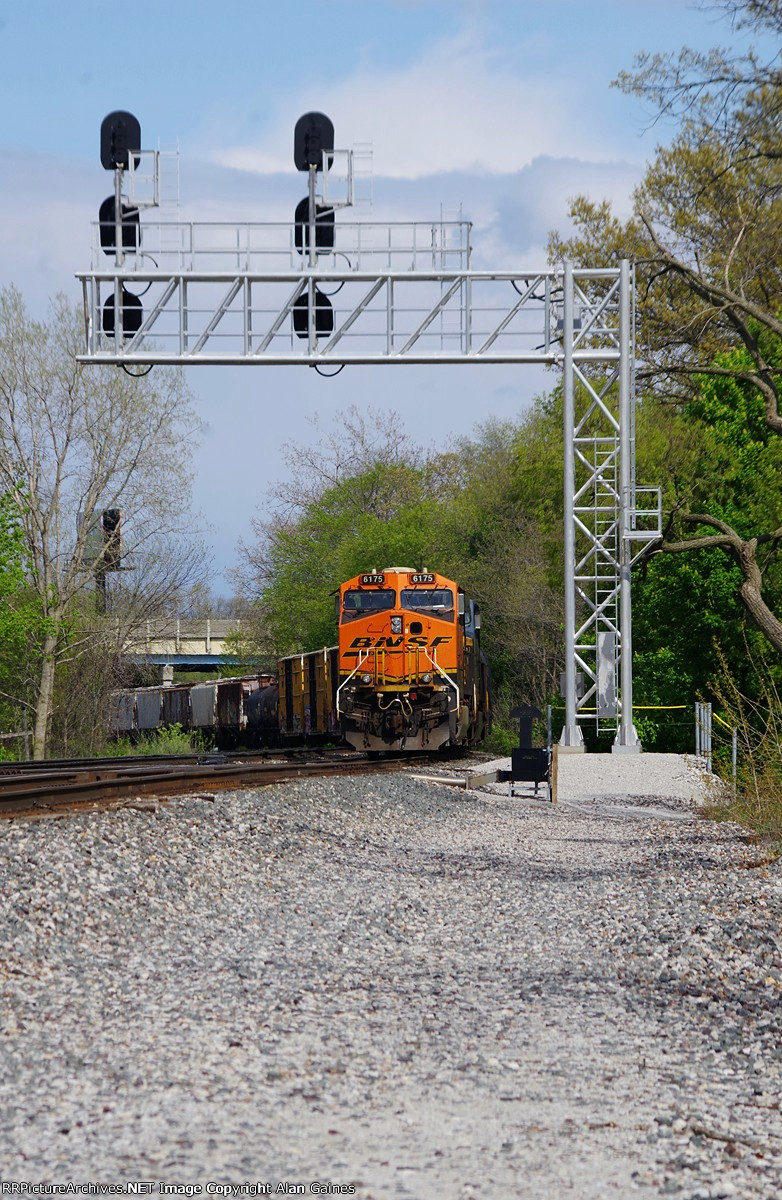 NS SD40-2 6175